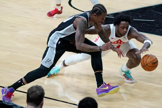 练和队友们 练和队友们