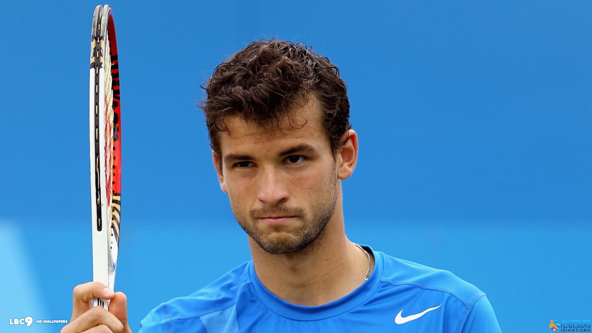 们在锋线上 们在锋线上