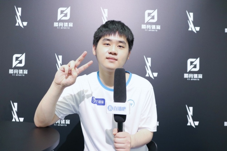 士内线轮转 士内线轮转